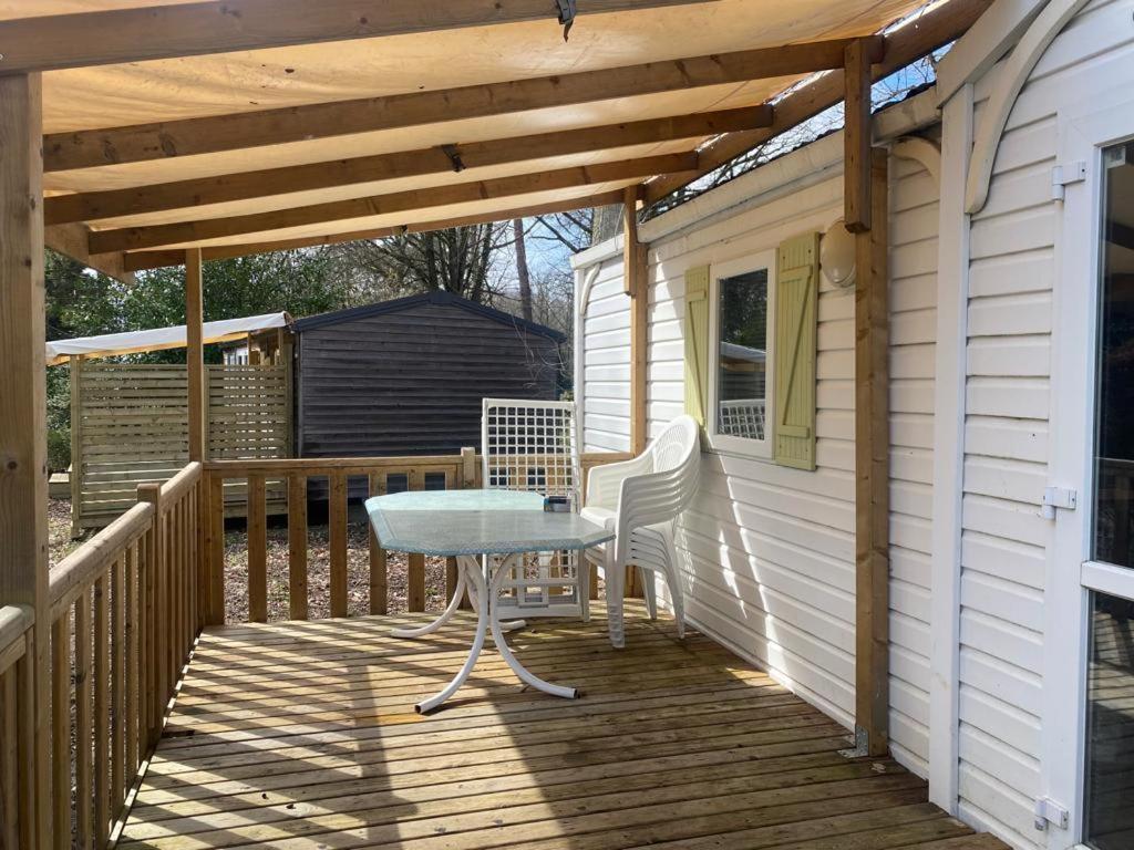 Mobil-Home Au Parc Des Roches Saint-Cheron Bagian luar foto